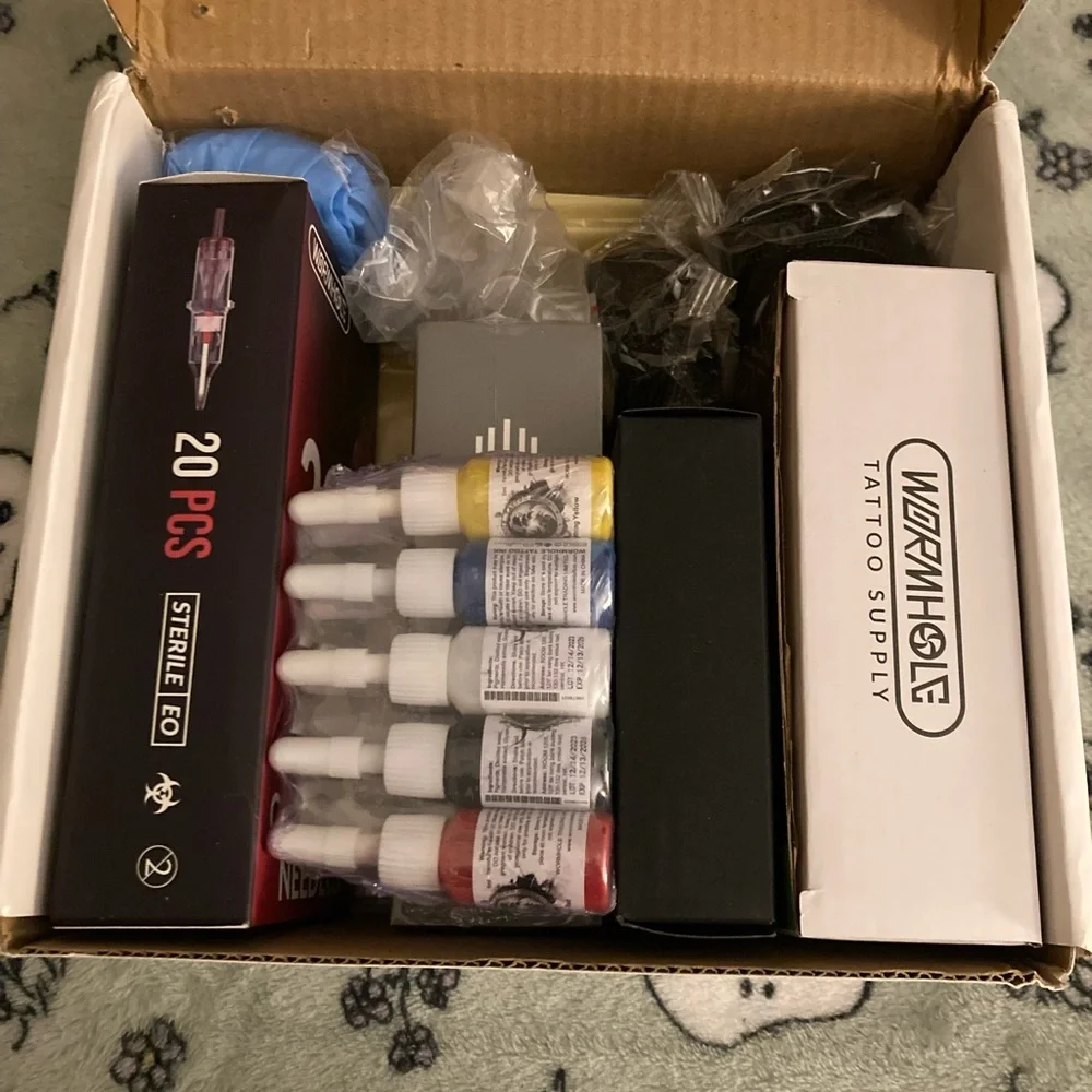 Tattoo Pen Kit - Wormhole tattoos gun NIB premium with ink and power supply - Picture 2 of 13